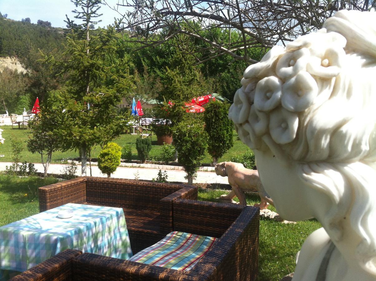 Resort Teater Kame Ibe 外观 照片