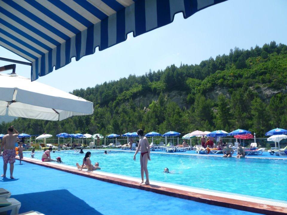 Resort Teater Kame Ibe 外观 照片